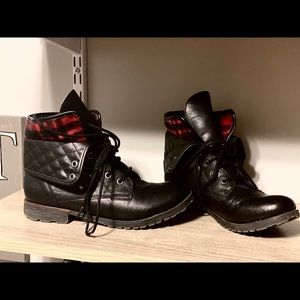 Woman’s ankle bootie